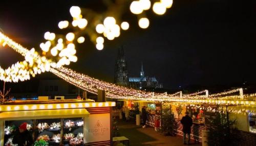 Rooftop XMas über den Dächern Kölns. Foto: Rainer Medefindt Fotografie