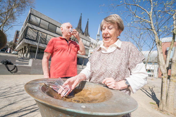 Das Kölner Wasser schmeckt auch aus dem Trinkwasserbrunnen richtig gut. Foto: Ben Horn